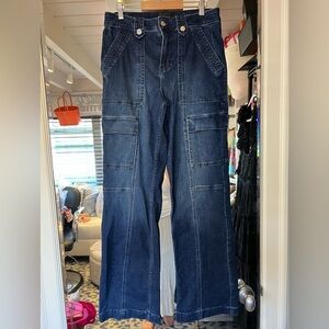 White House Black Market Cropped Blue Jeans
